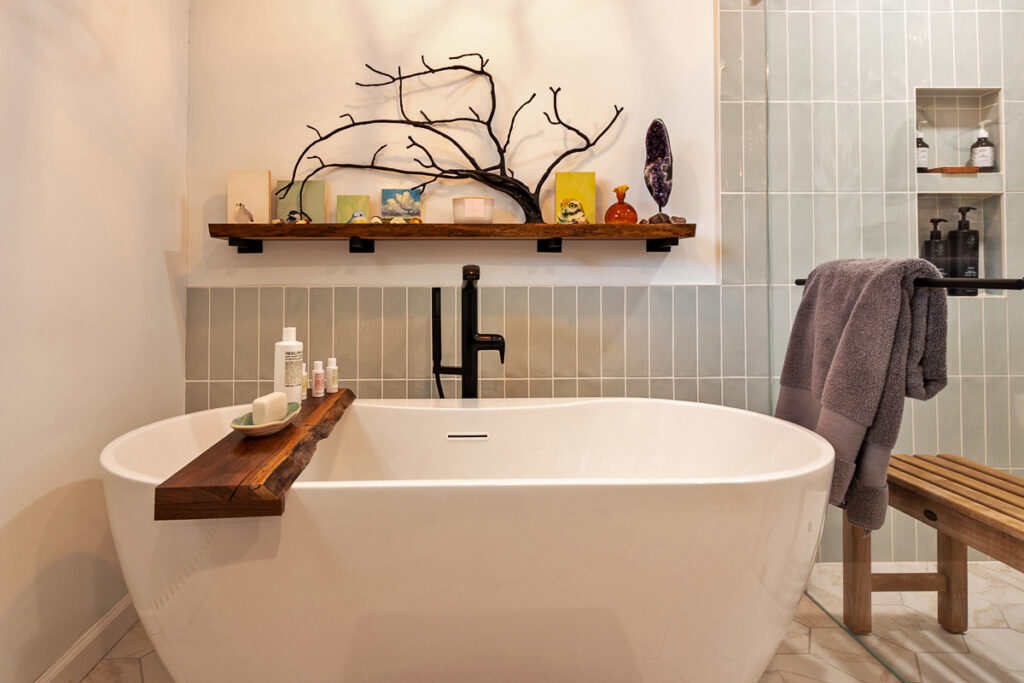 A Serene Bathroom Featuring a White Bathtub
